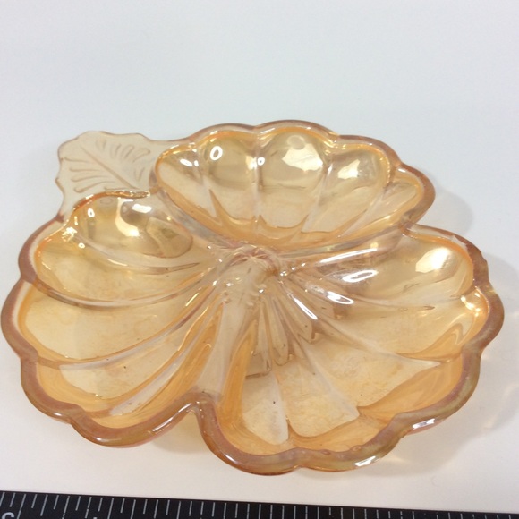 Vintage Carnival Glass Hibiscus Trinket Nut Dish - Picture 6 of 7